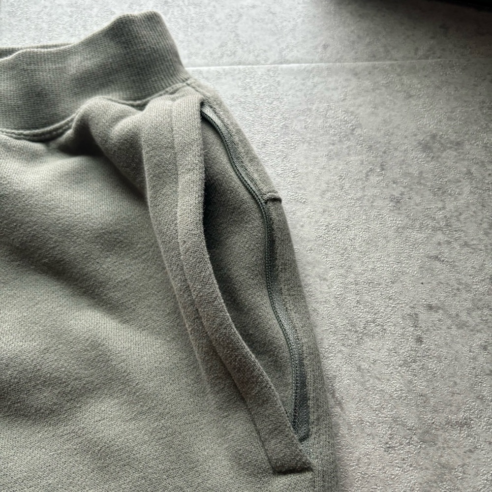 Lululemon grey sage Steady State Classic-Fit Pant Regular - Picture 4 of 9